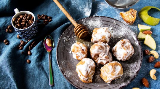 Rețetă de profiterol: cum să faci un desert franțuzesc delicat și delicios